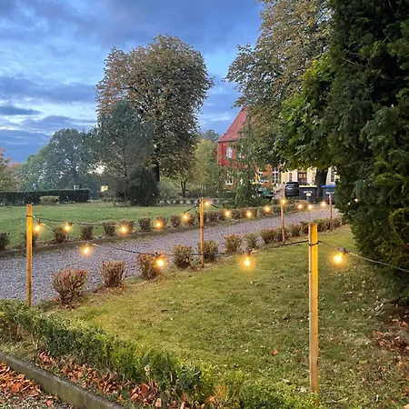 Mit Kamin Und Traumhafter Dachterrasse Mit Weitblick In *